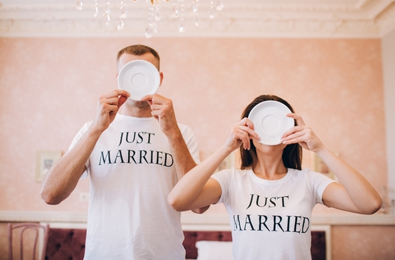 Besondere Geschenkideen aus Itzehoe: Partnershirts zur Hochzeit