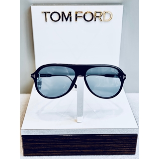 Besondere Geschenkideen aus Braunschweig: Tom Ford Herren-Sonnenbrille