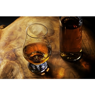 Besondere Geschenkideen aus Buxtehude: Whisky-Gläser