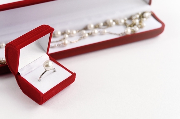 Besondere Geschenkideen aus Minden: Perlschmuck